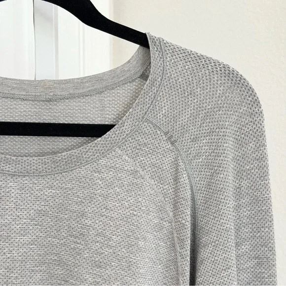 Lululemon Metal Vent Tech Long Sleeve Shirt Men’s Size XXL Gray Long Sleeve - Picture 3 of 5